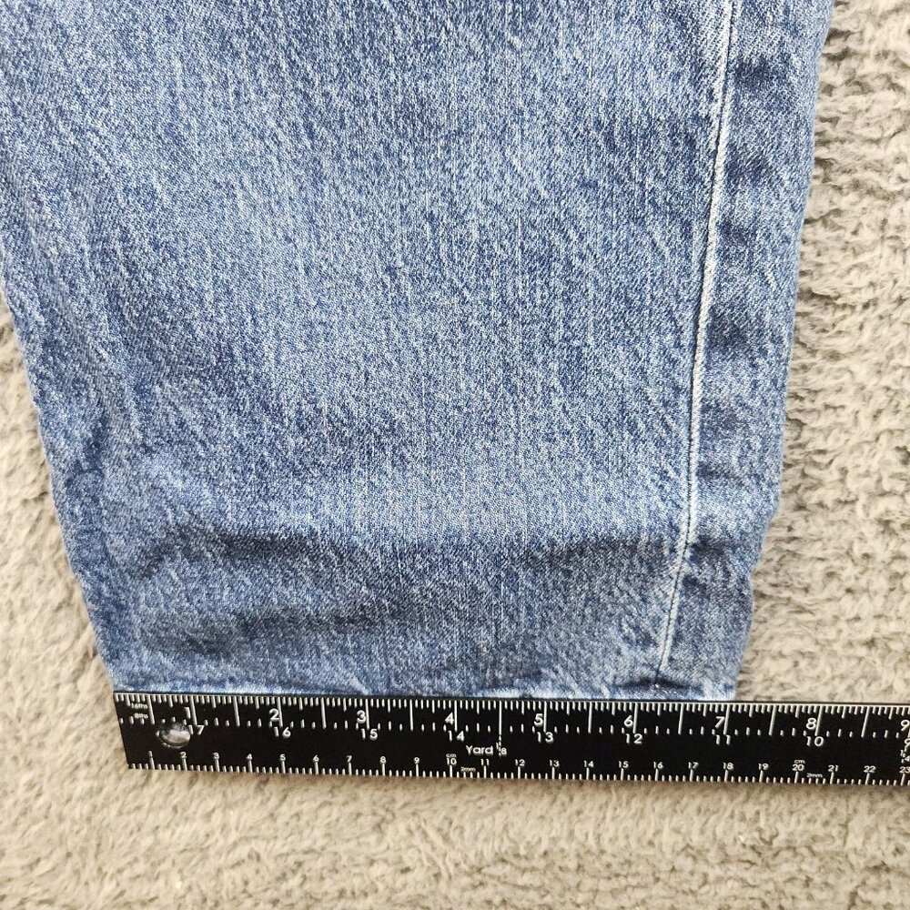 Women's Curvy Fit Straight Crop Leg Jeans Size 27 Blue Mid Rise Relaxed Casual - Picture 10 of 11